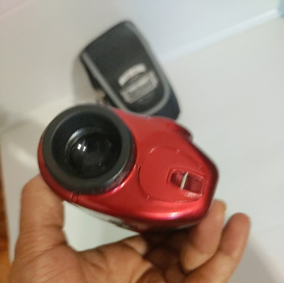 BUSHNELL TOUR V2 RANGEFINDER With  carrying case - Picture 6 of 8